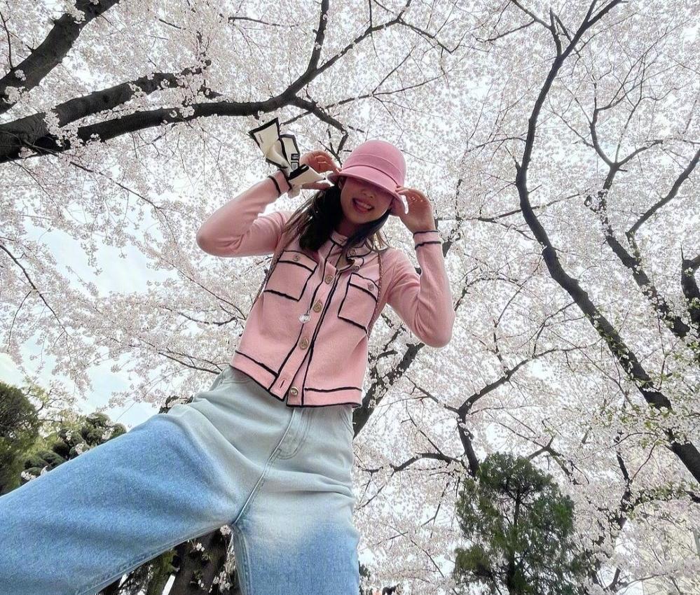 杨颖樱花与精灵妆拼图,刘嘉玲樱花美照