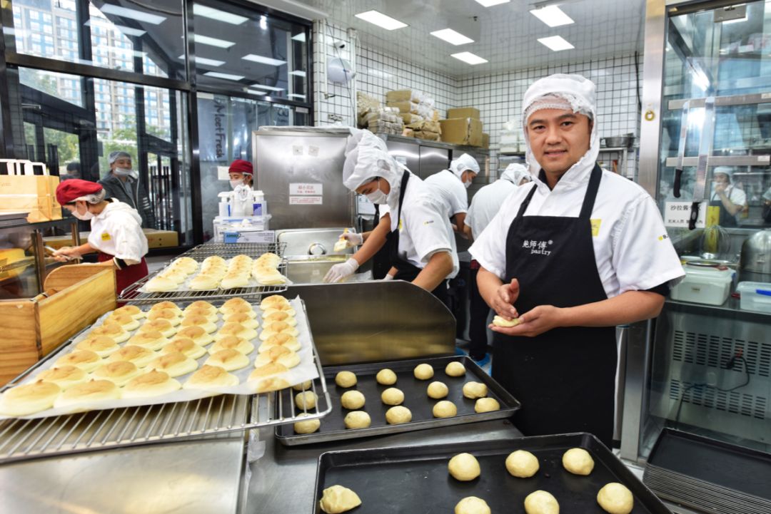 鲍师傅店铺打假,鲍师傅店打假