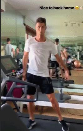 前韩国国脚谈c罗,韩国足球运动员被曝丑闻