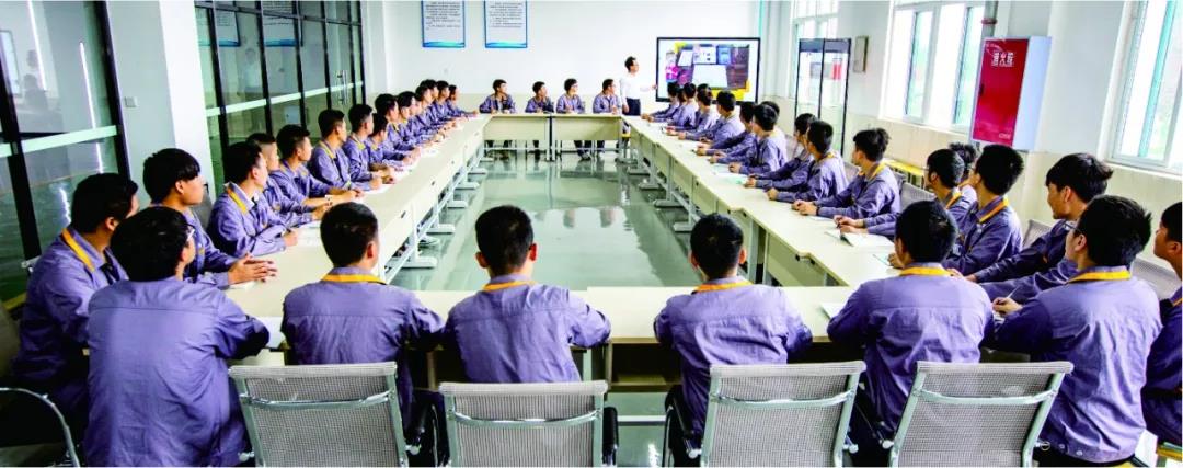 四川汽车职业技术学院招生办电话,四川汽车职业技术学院报名入口