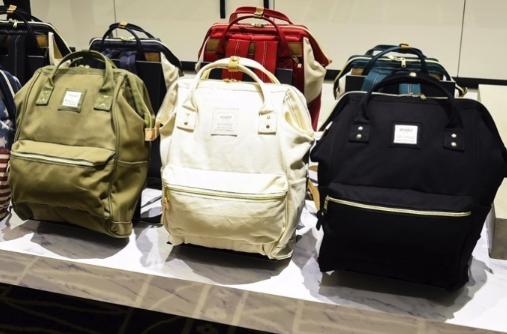 大阪心斋桥卖双肩包,大阪心斋桥男士背包