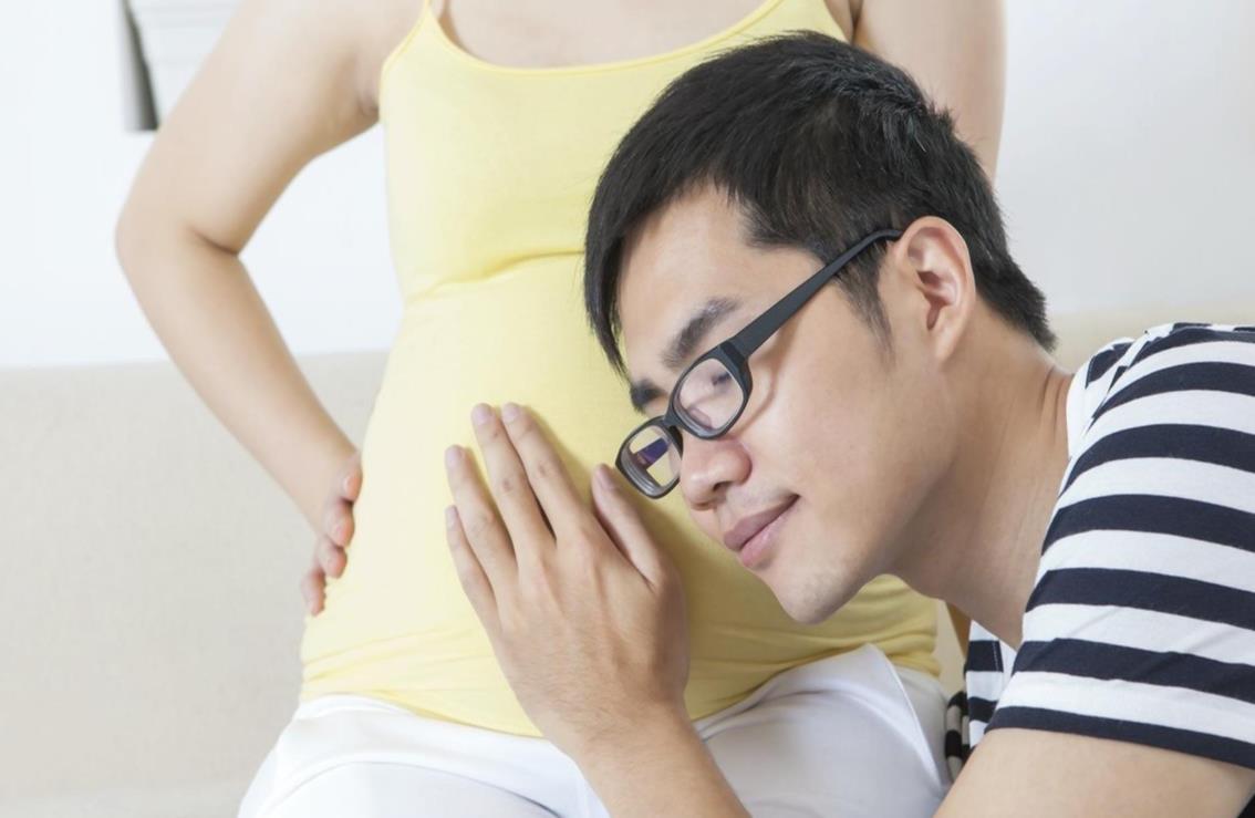 早期胎动妈妈是什么感觉,胎动时妈妈一般是什么感觉