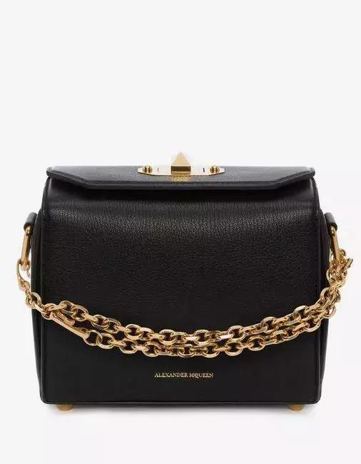 刘雯今年最流行的包,刘雯同款包时尚潮流大牌大容量