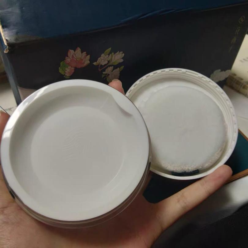 固定好底妆告别大油田，这几款散粉你要知道，持续控油一整天