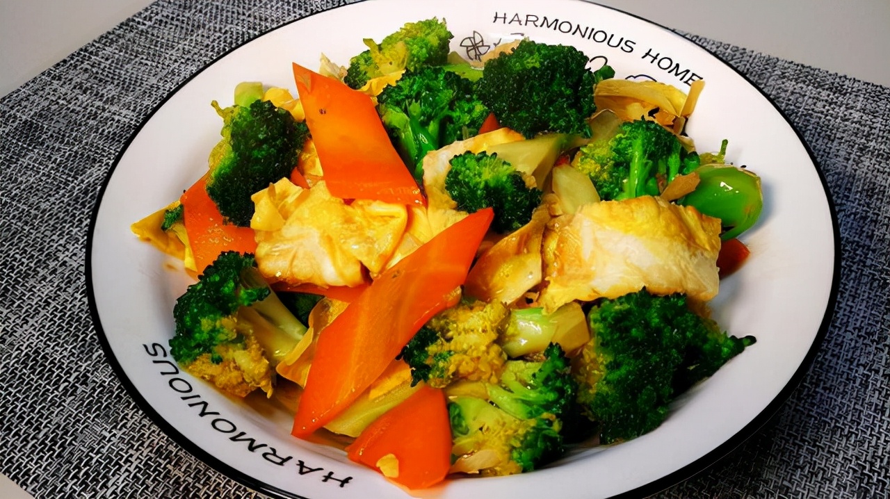 50岁月经不来了怎么调理,40岁不来大姨妈是什么原因引起的