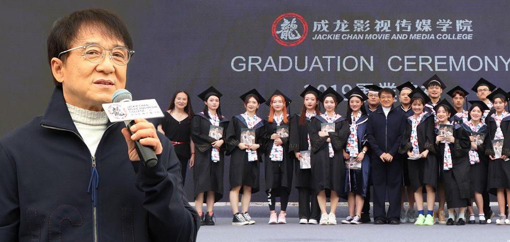 成龙武汉设计工程学院,武汉哪所学校是成龙投资的