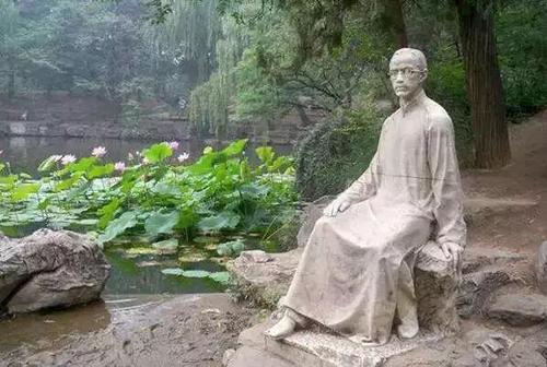 朱自清背影骗了我们多少年 (背影朱自清父子二人的代沟)