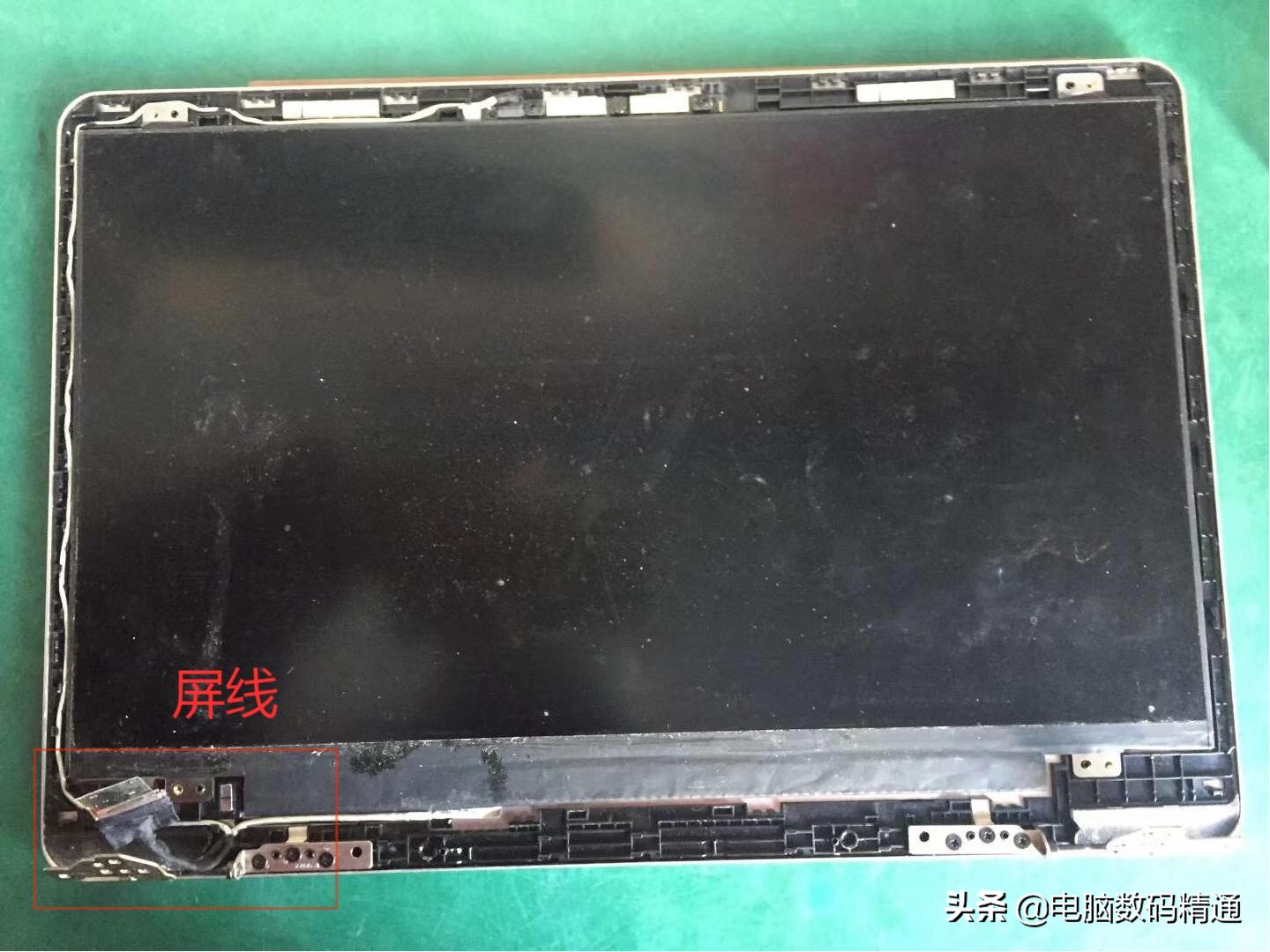 电脑显示有花屏是显卡坏了吗,电脑出现花屏显示器有原因吗