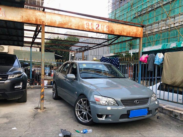 凌志is200和300的区别,与凌志is200同车型的丰田车