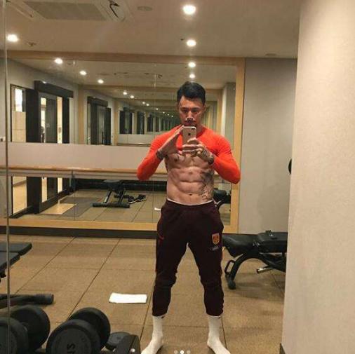 37岁的c罗如何保持完美身材,36岁依然保持完美身材