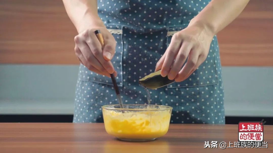 如何用平底锅做披萨不用酵母粉,想吃披萨不用去外面买了