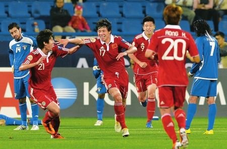 2011年亚洲杯：“高家军”伪技术流输掉大考，跑动能力不足成败因