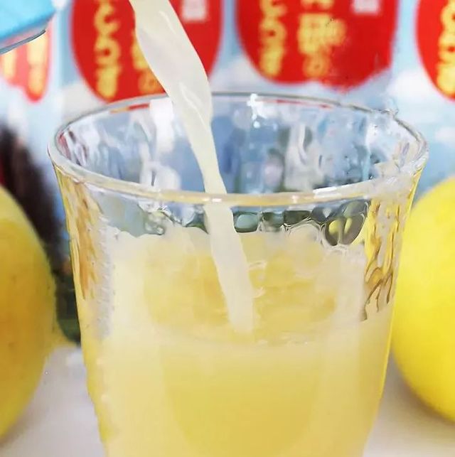 网购28款网红零食，究竟谁是最值得囤的年货？