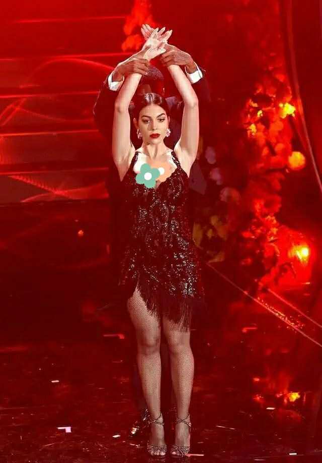 c罗携女友度假,c罗携女友出海