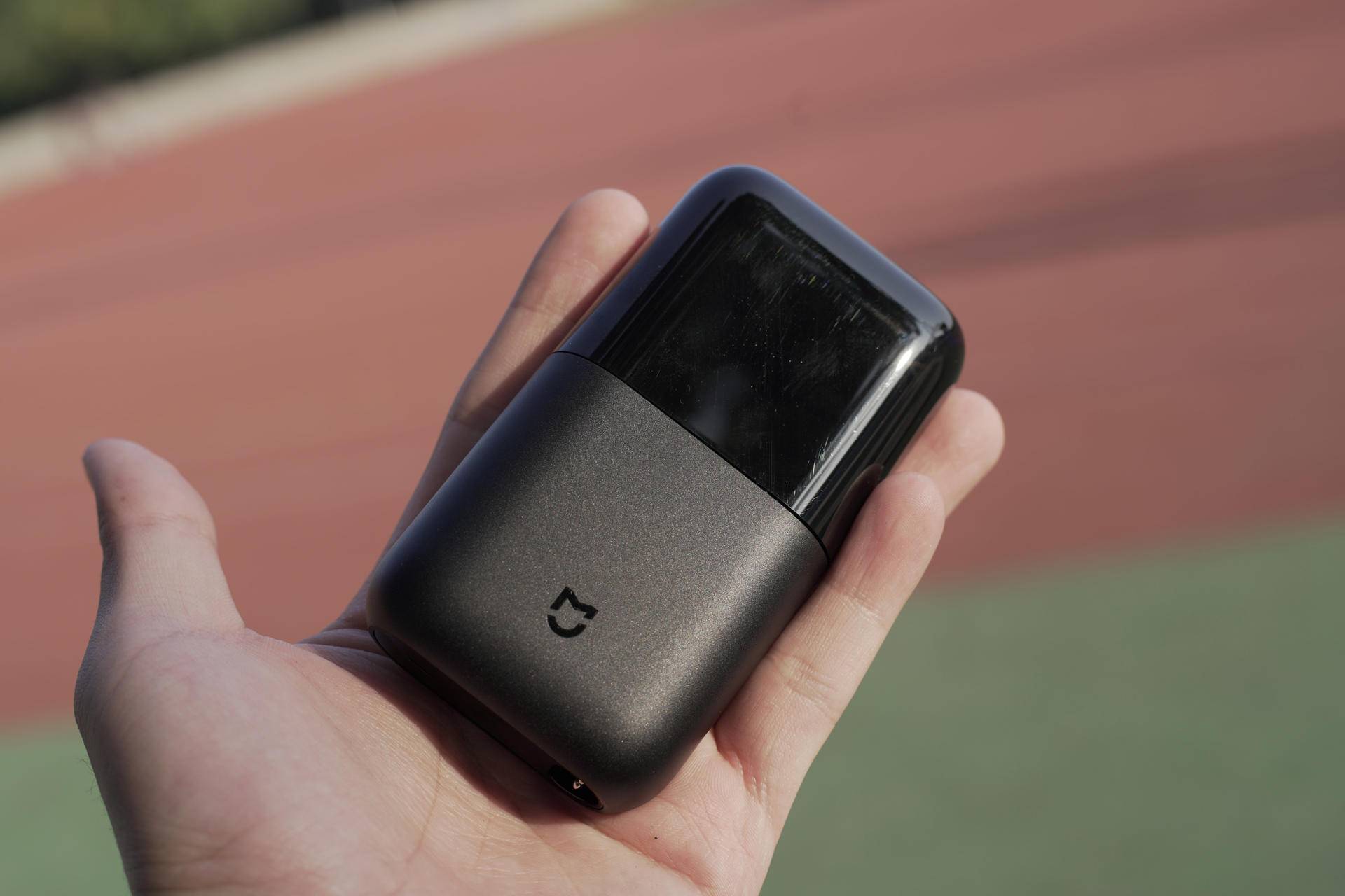 小米打造德国品质，米家博朗联名电动剃须刀，小巧又强劲