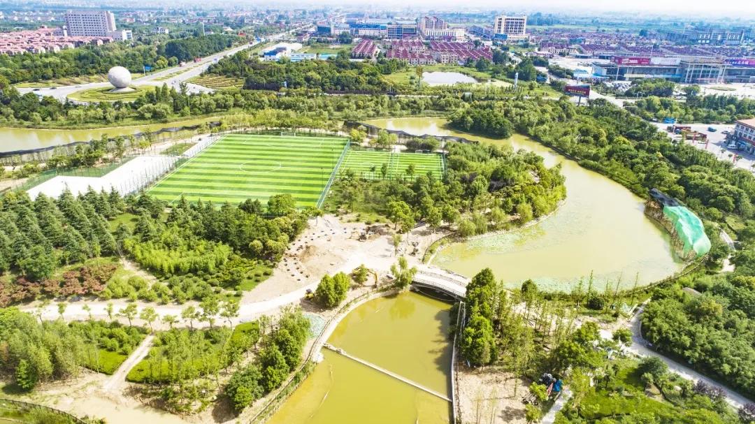 24个连片足球场在哪里,西安对外开放足球场免费