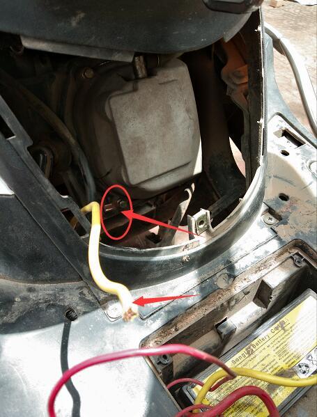 摩托车电池有电马达没有劲,摩托车电池哪一条线有电