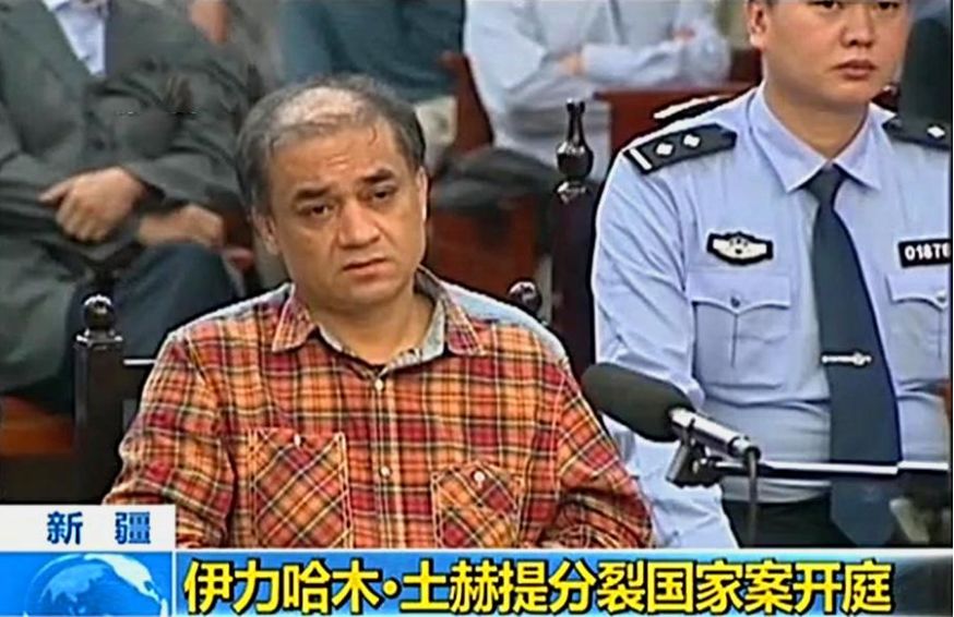 青岛海边出现荧光,青岛海边出现荧光海是在哪里