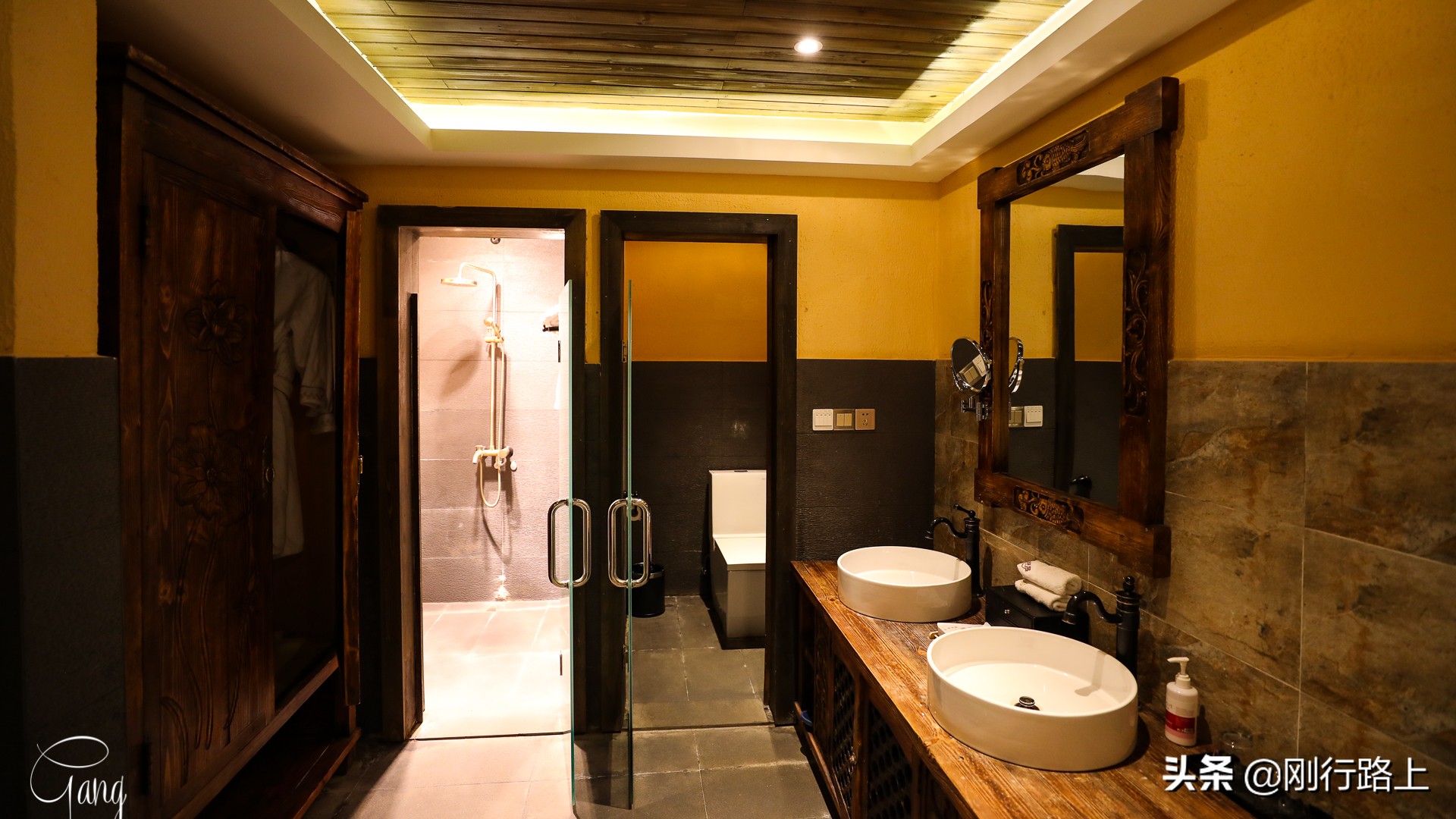 丽江束河古镇和青桃客栈,云南丽江住束河古镇攻略