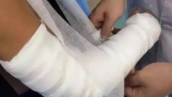 父亲要和母亲离婚，聪明女儿几句话，挽回了父母的婚姻