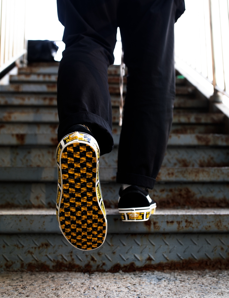 初代价格已破万！RHUDExVans后天发售！上脚抢先看