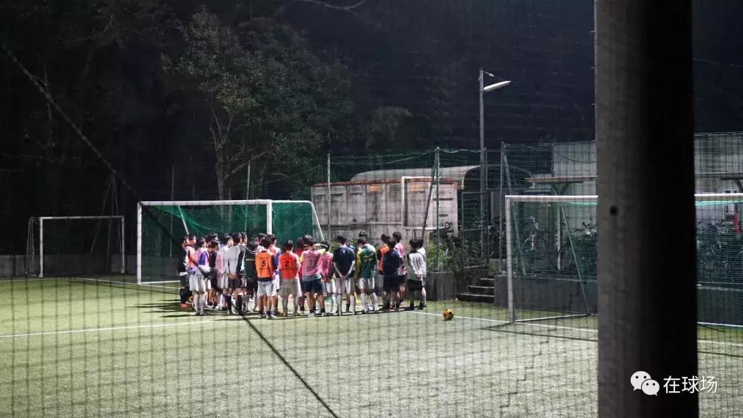 与伊涅斯塔一起成长的日本球员,伊涅斯塔在日本踢球