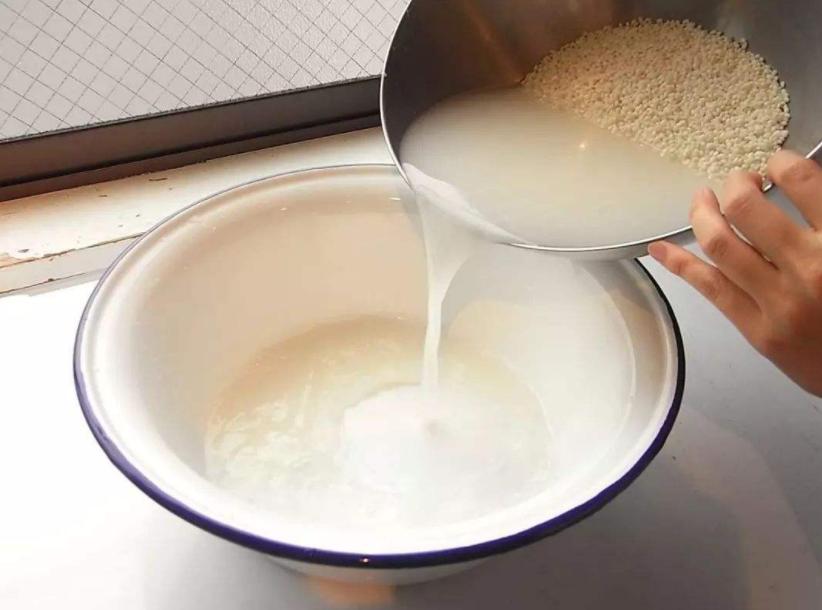 擦地后地板有水渍怎么处理,解决地板水渍妙招