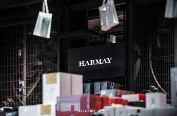 靠美妆小样撑起的50亿估值，话梅为何让人如此上头？