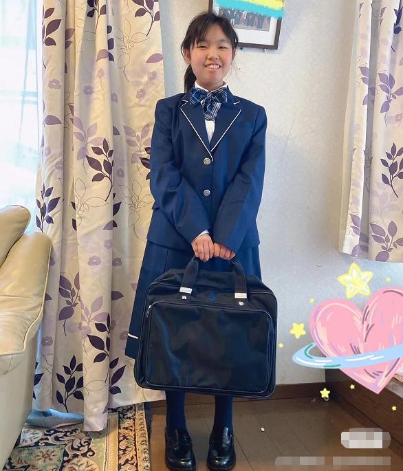 各国校服pk中国校服,台湾校服和泰国校服对比