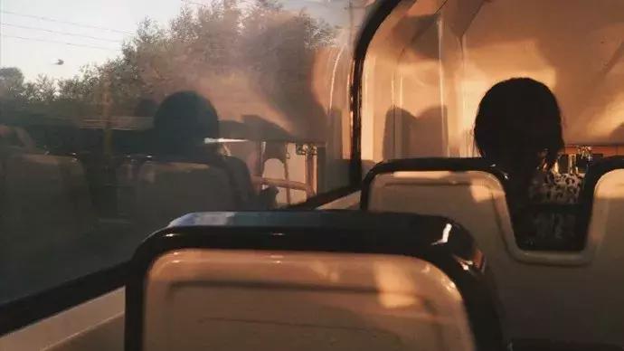 别人对你不要脸，你也不必给他脸