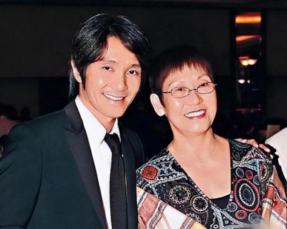 星爷究竟经历了什么,明星评价周星驰人品