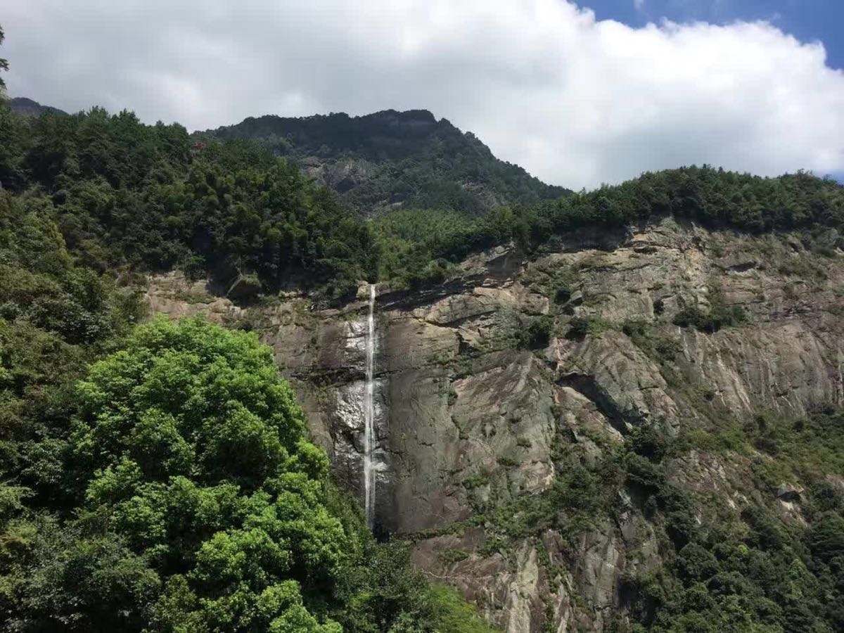 李白瀑布门票多少,李白瀑布景区