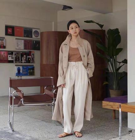 最近流行的大地色穿搭,韩国大地色系穿搭女