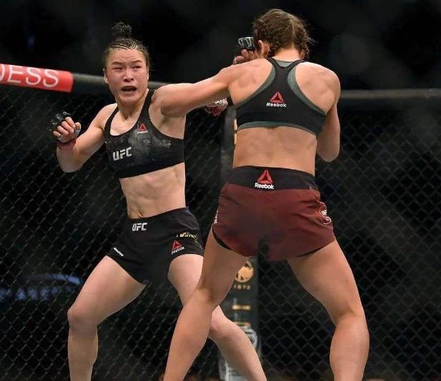 乔安娜赛前嚣张挑衅张伟丽引热议,张伟丽对乔安娜比赛