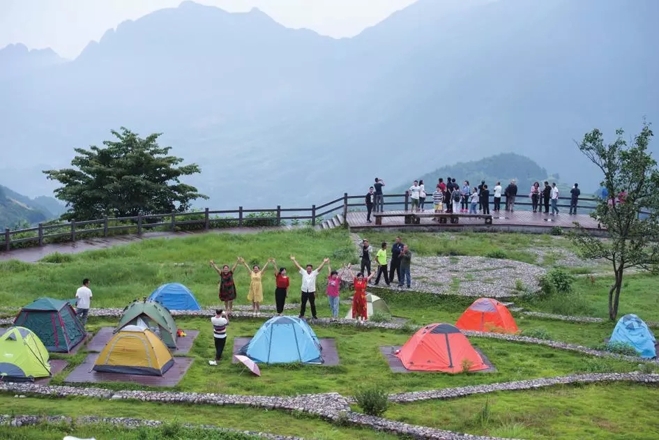 浙江最美山顶露营地,浙江缙云周边露营地推荐