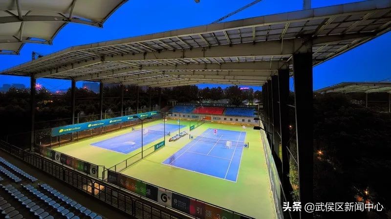 公共运动场地,成都室内大型运动场地