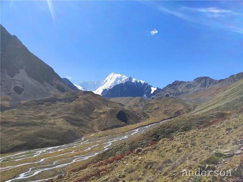 陪着贡嘎过仲秋，深夜听到女生的尖叫（上）