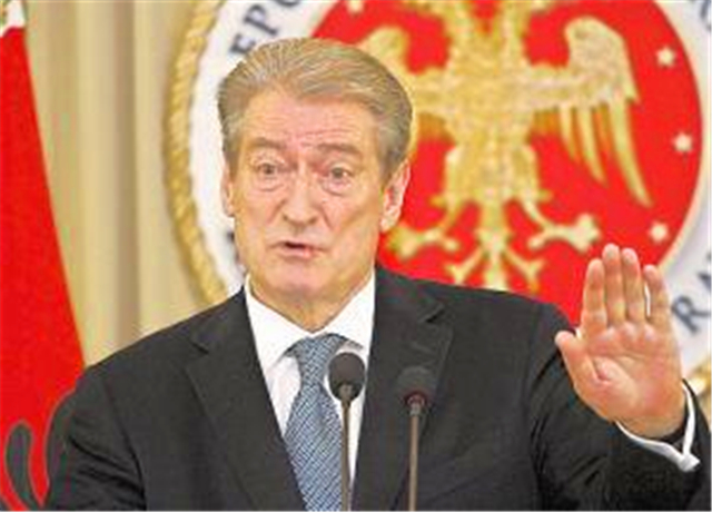 阿尔巴尼亚的庞氏大骗局,阿尔巴尼亚庞氏骗局讲解视频