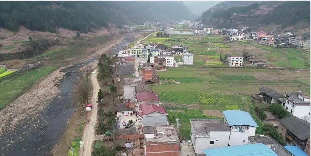 山似剑水如蓝，曾经年少在建南—建南纪事（上）