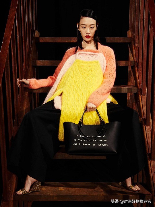 loewe牛仔包,loewe新款褶皱包