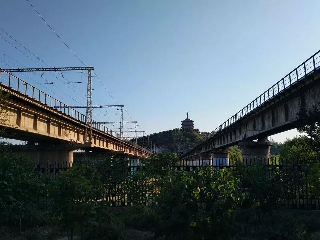 体验火车观光不用去火车站，来北京这个免费公园就可以！距市中心18公里，人少适合闲逛！