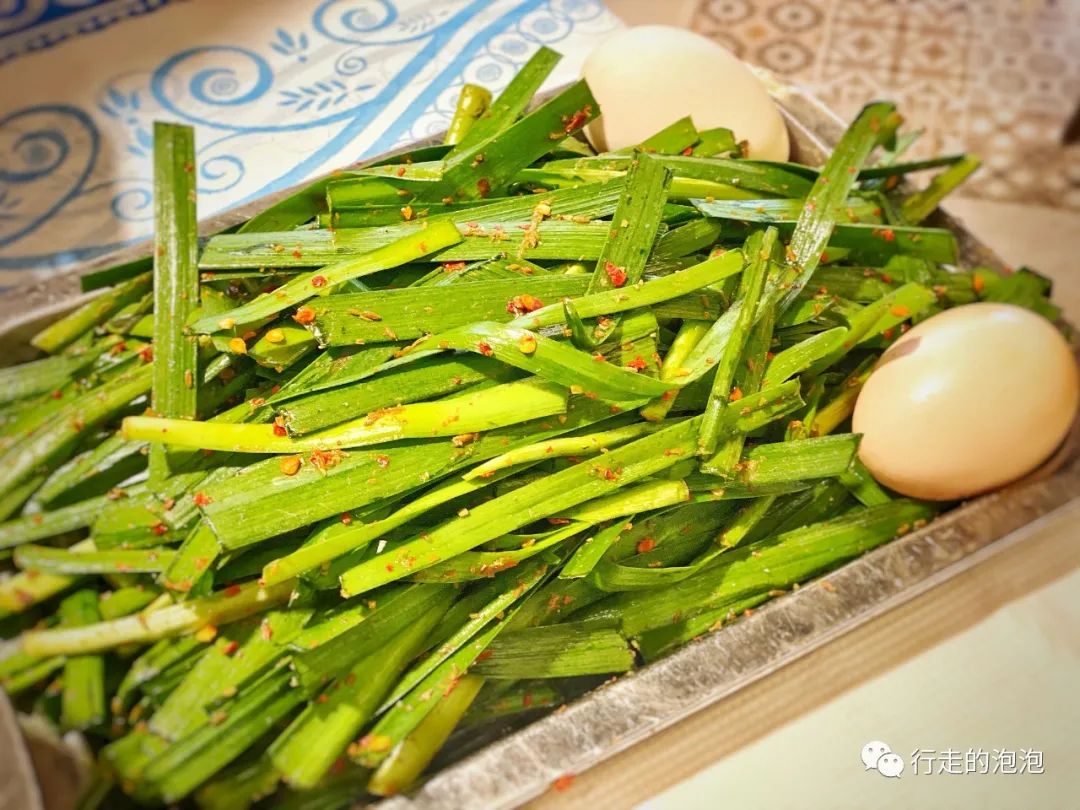 「岳阳攻略」被誉为“湖南夜宵扛把子”的烧烤城，还是小龙虾基地