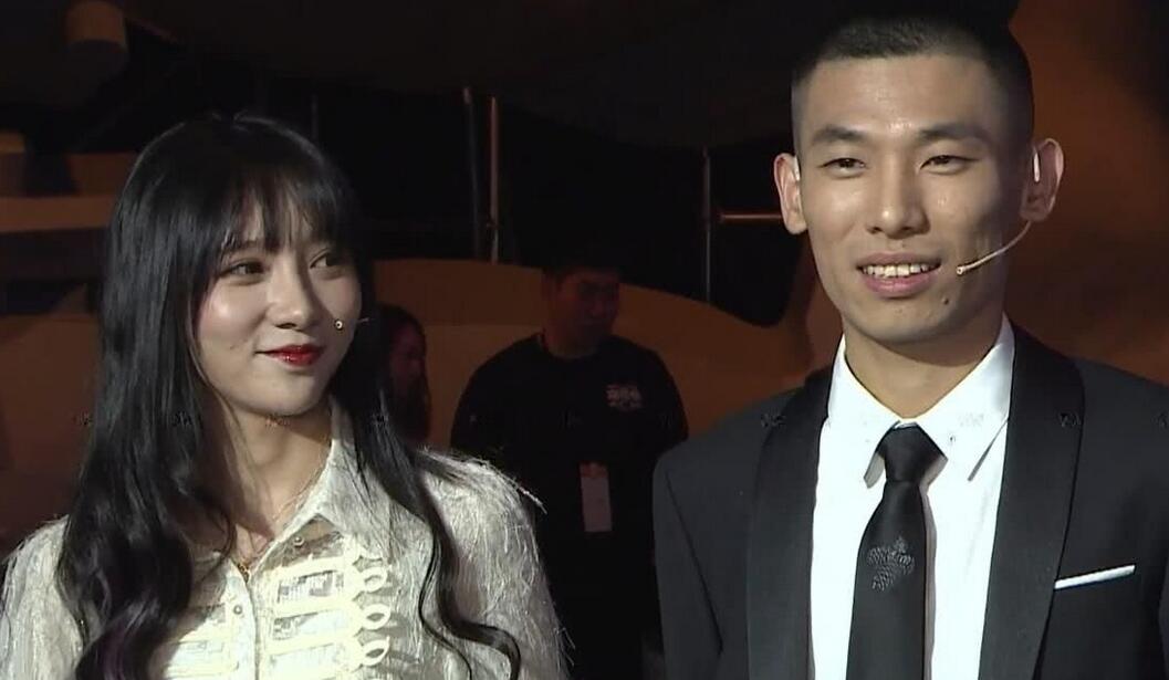 旭旭宝宝19年年度冠军礼物,2018旭旭宝宝夺冠