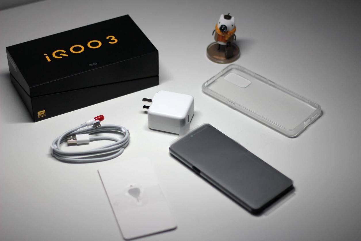 iqoo3对比iqooneo3,快是真的快