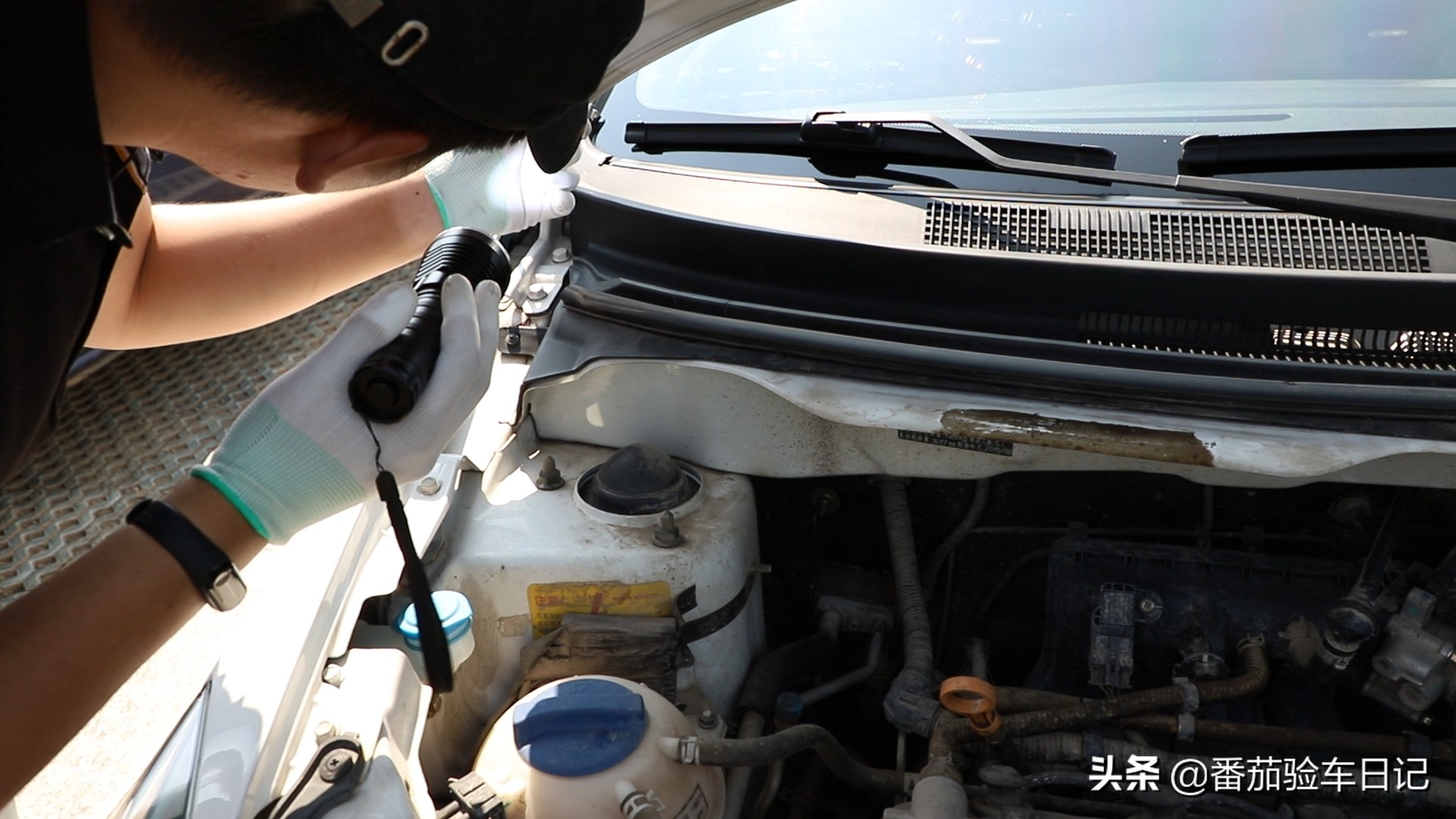 濂囩憺椋庝簯鍥戒笁,濂囩憺椋庝簯瀹¤溅