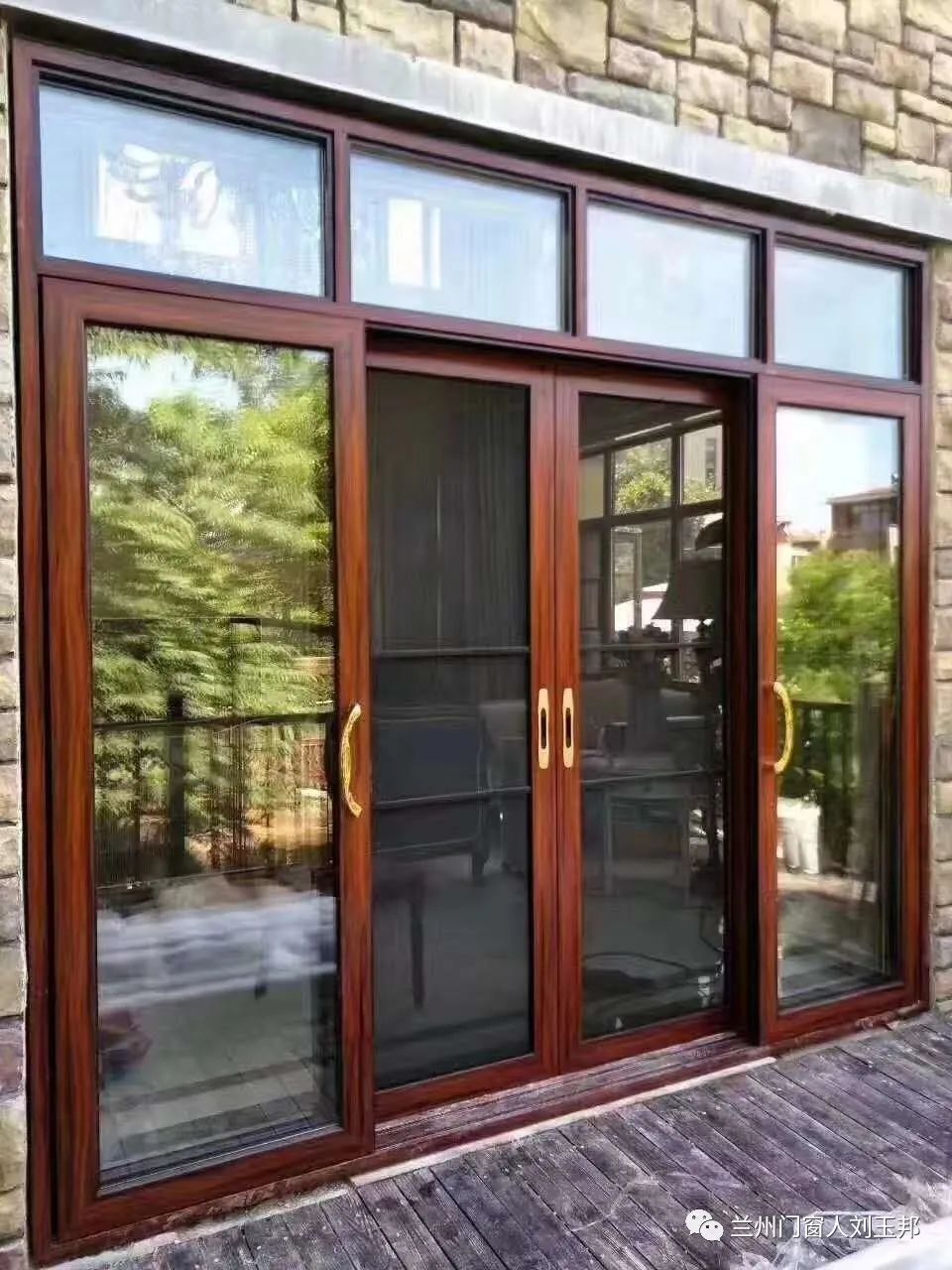 下雨门漏雨了怎么处理,下雨门缝漏雨