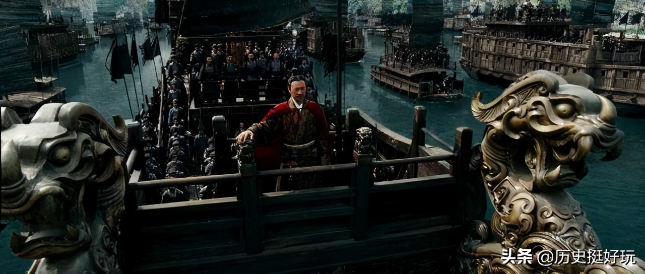 火烧赤壁曹操后来怎样,三国演义曹操火烧赤壁小视频