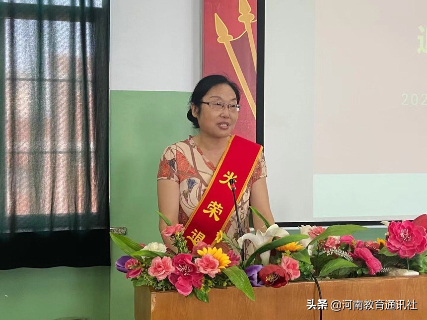 岁月如歌情怀仍然退休老师欢送会,岁月如歌退休教师欢送会