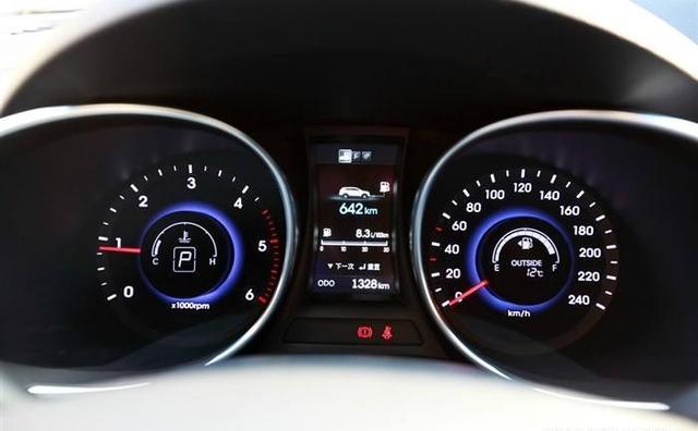 新手手动挡起步车抖是怎么回事,等红绿灯起步老熄火怎么办