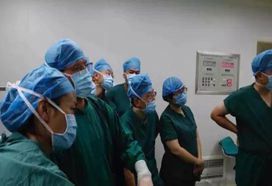 中山六院陈双医生年龄,中山大学附属第六医院陈双教授